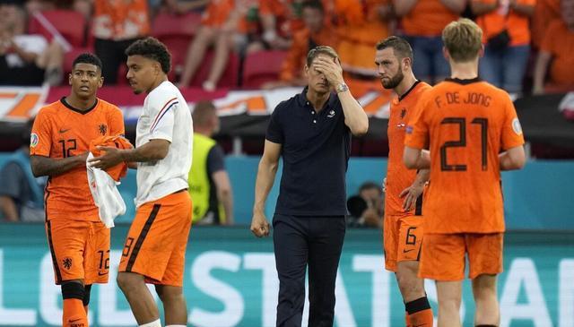 特鲁瓦防守漏洞百出,惨遭惨败深陷泥潭